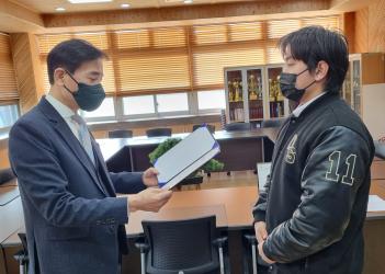 �ܺ� ���б� �������� ������ ÷���̹���