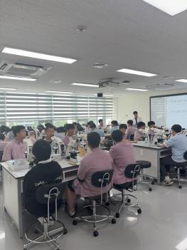 ����� ����� ķ�� ����  ÷���̹���