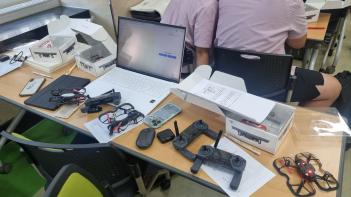 9�� ù°�� ���Ƹ� Ȱ�� ÷���̹���